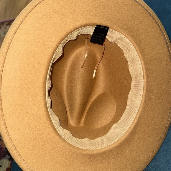 hat bundle - Picture 5 of 7